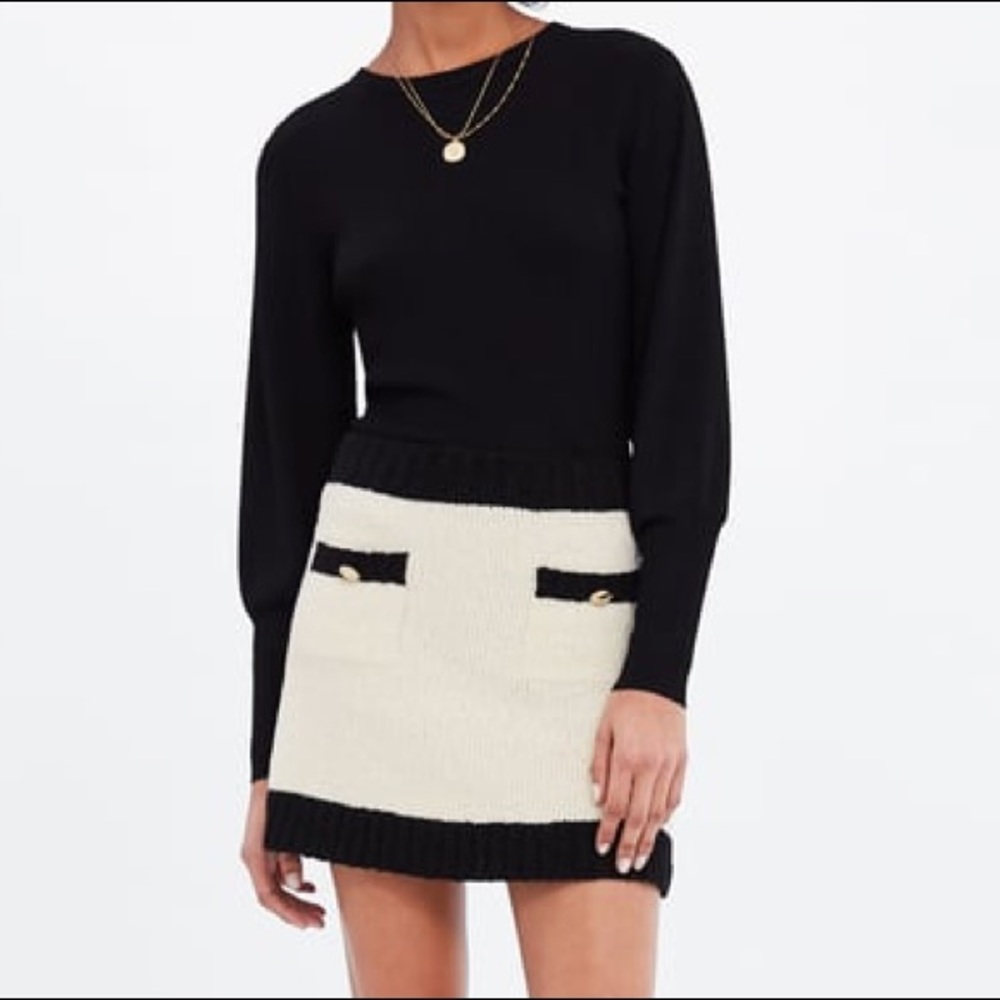 NWT Zara Chanel-esque Textured Mini Skirt Sz M